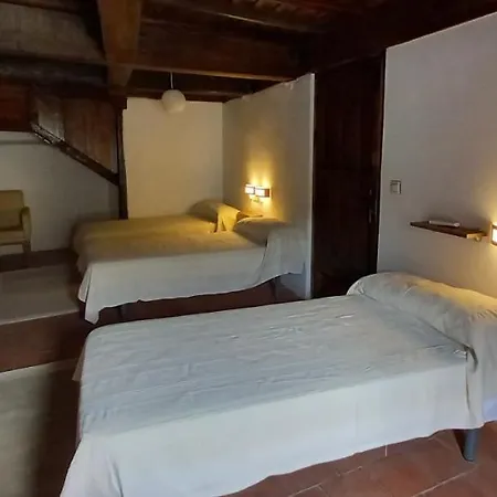 Albergue San Blas - Via De La Plata Y Caparra - Via Verde Oliva de Plasencia