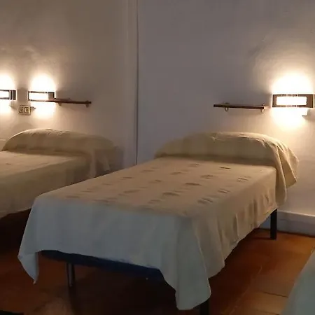 Hostel San Blas - Via De La Plata Y Caparra - Via *