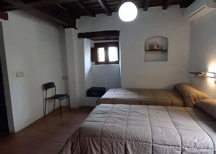 Albergue San Blas - Via De La Plata Y Caparra - Via Verde *