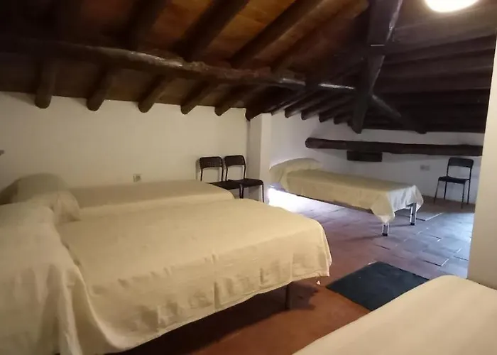 San Blas Alojamiento Rural-Confort En La Via De La Plata Y Junto A Caparra Oliva de Plasencia