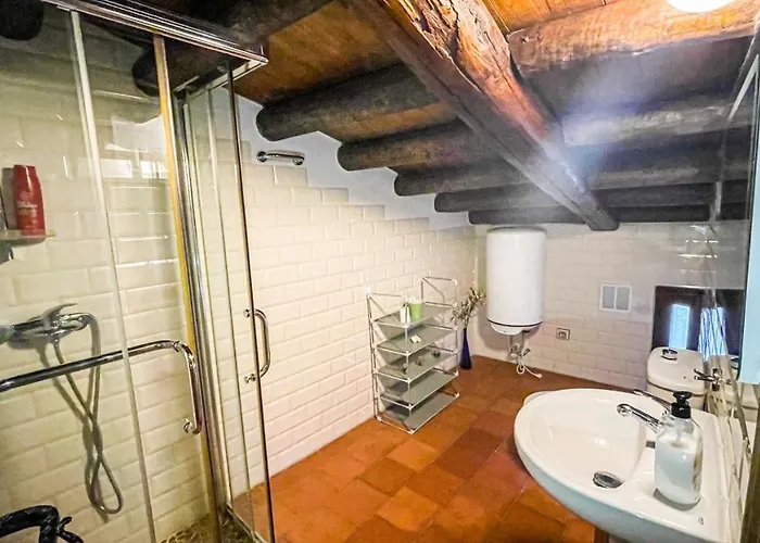 Hostel Albergue San Blas - Via De La Plata Y Caparra - Via Verde *